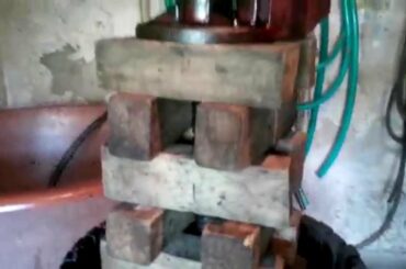 Graham McCormick's Wine Making in Italy: Part 4 - Pressing Out the Last of the Grape Juice