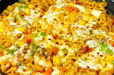 Italian Maggi / Maggi Recipe /Veg Maggi / Maggi / # Maggi / Maggi Banane Ka Tarika / cheese Maggi