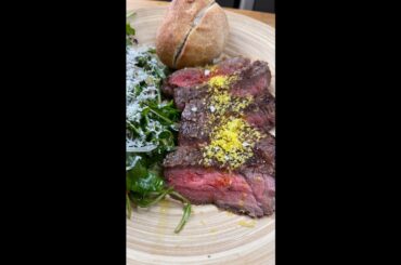 STEAK WITH EGG YOLK: easy and healthy! #shorts
