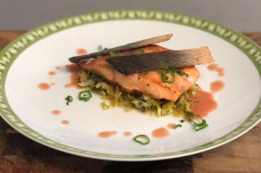 Salmon with lemon and butter | Restaurant Quality | Super Easy