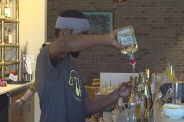 Local Midland restaurants excited about alcohol to-go becoming permanent in Texas