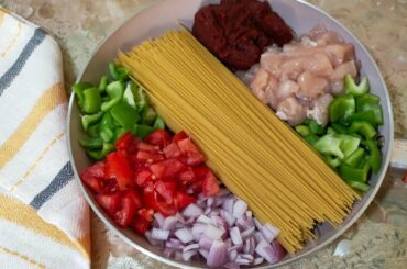 One Pot Spaghetti-How To Make One Pot Pasta-1 Pot Chicken Spaghetti In 15 Minute #ChickenPastaRecipe