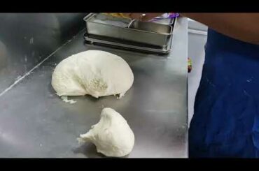 Easy Recipe to prepare Italian Pizza....