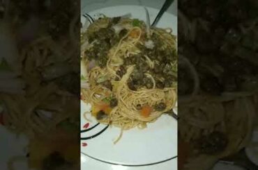 Lunch in Bashe Restaurant in Garowe