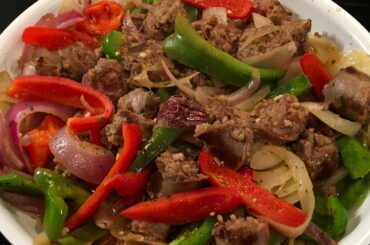 HOW TO MAKE ITALIAN SAUSAGE, PEPPERS AND ONIONS | EASY Dinner Recipe