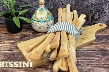 HOW TO MAKE EASY ITALIAN BREAD STICKS (GRISSINI) RECIPE - Alice Contesini