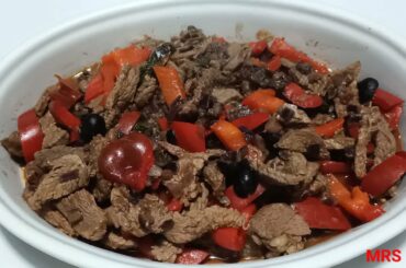 VEAL STRIPS WITH BLACK OLIVES AND BELL PEPPER - ITALIAN RECIPE