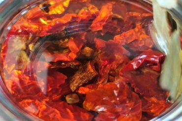 Italian homemade sun dried tomatoes|Tinger Cooks