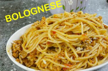 Bolognese Spaghetti With Meat Sauce/Bolognese Italian Dish/Easy Bolognese Recipe