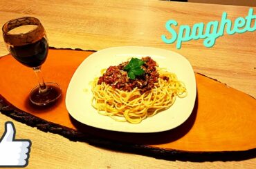 Easy Spaghetti Bolognese | Italian recipe