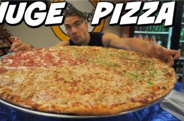 TEXAS SIZED PIZZA CHALLENGE | 28” Giant Pizza Challenge In Texas | Man Vs Food