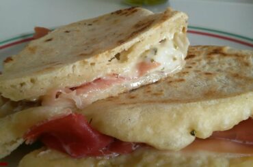 EASY and quick recipe italian panini sandwich street food