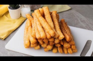 Breadsticks (grissini) recipe: great as a snack or for dipping!