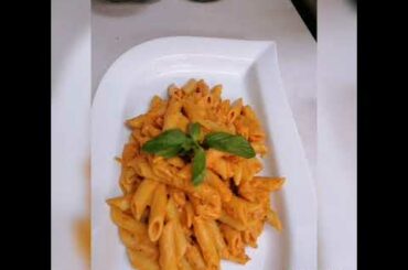 EASY ITALIAN PINK PASTA RECIPE