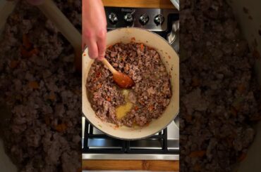 Simple meat Ragu' - the recipe you must know! #Shorts