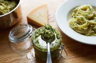 Pesto Sauce Recipe | Easy & Homemade Sauce Recipe | Italian Pesto Sauce | F&B Shorts