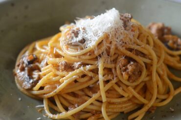 Dining with Tim: Bolognese