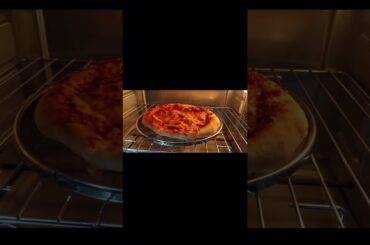 Pizza | vegetarian pizza | pizza recipe | pasta recipe | Alfredo pasta | Arrabbiata pasta | Italian