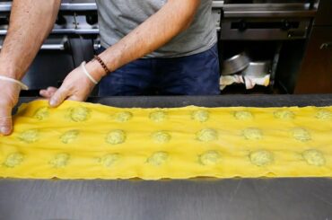 New York City Food - ITALIAN SPINACH AND PANCETTA RAVIOLI Via Vai NYC