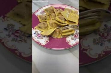 your favourite pasta (Reaction) #pasta #italian #italianfood #tortelloni #latuapasta #londonfood #fy