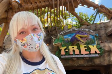 Disney Springs T-Rex Restaurant 2021 Full Themed Dining Experience - Dinner, Fun Facts & Tour!