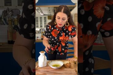 How Italian restaurants flirt