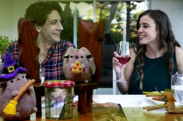 The First Date: Pusheen dating Game #pizza #witch #lambrusco #wine #chianti #italian #italy #stormy