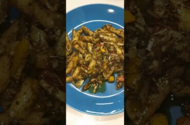 Pesto Pasta| Cheesy Pasta| food| foodies|dafooderia| Italian food| #shorts #food #cheesypasta