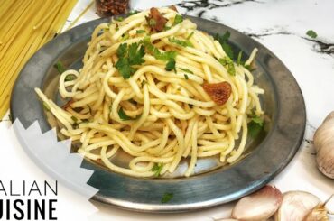 Spaghetti Aglio E Olio recipe | Italian Cuisine | Easy Garlic Pasta recipe by Paradise Feast