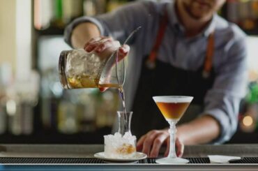 Oregon restaurants pivot again as new indoor dining restrictions take effect