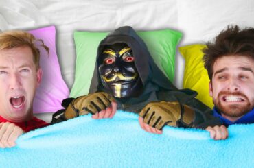 CLOAKER SLEEPOVER at Safe House and Trying to Unmask Him at 3AM while Sleeping
