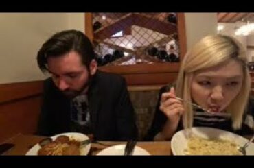 Casual Olive Garden Dining  ( cyr )