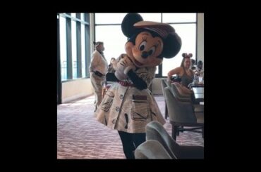 Topolino's Terrace Flavors of the Riviera Breakfast a la Art with Mickey & Friends / Riviera Resort