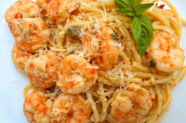 Shrimp scampi pasta | Easy Italian cooking | Rishi the Trini Foodie