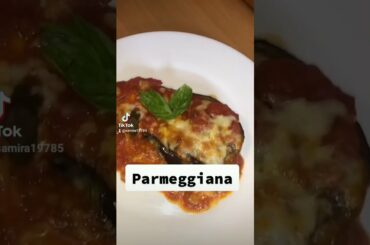 Italian recipe "la parmeggiana "