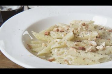 Be careful of over-drinking with red wine | Penne with Gorgonzola | Simple Italian Recipe