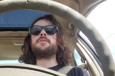 FOOD REVIEW: New Taste Test From Burger King - CHEESY ITALIAN BEARD