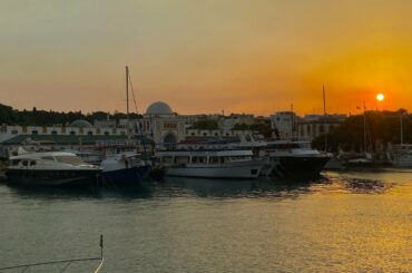 Kontiki Rhodes Town - Sunset on Harbor