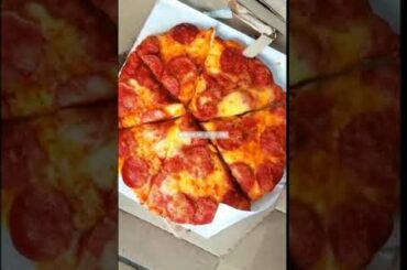 Pepperoni Pizza, Yellow Cab | #shorts #pizza #yellowcab #pepperoni #italian #food