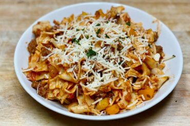 ITALIAN PEPPER PASTA / Beef Dinner Ideas / Ground beef recipes / Spaghetti Recipe