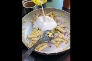 Delicious white sauce veggie pasta | Mumbai Food | Total street food #foodblogger #yummy #tasty