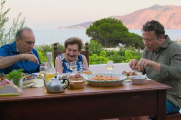 Jamie Cooks Italy - The Aeolian Islands | S01E01