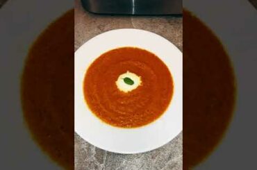 Tomato Soup #soup #tomato #italian #food #italianfood #shorts #recipe #easyrecipe #onepot #foodie #f