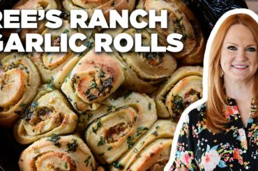 Ree Drummond's Ranch Garlic Rolls | The Pioneer Woman | Food Network