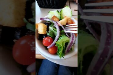 Italian chicken and chicken fettuccine  @pedotis restaurants