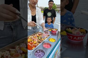 Taiwanese Street Food Liuhe Tourist Night Market #shorts EP17