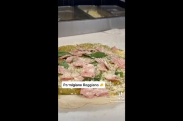 How to Make  Pistachio Pizza #shorts #pizza #bayarea #italianfood #sfpizza