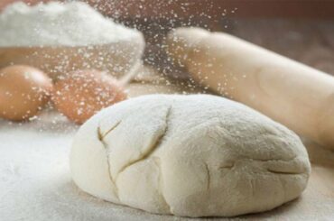 Perfect Homemade Cheese Garlic Bread -  Extremely Famous Italian Specialty Food