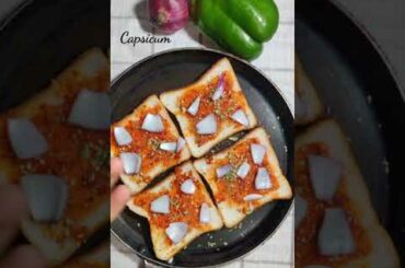 bread pizza recipe/bread simple recipe/cooking short video recipe's/trending bread pizza recipe