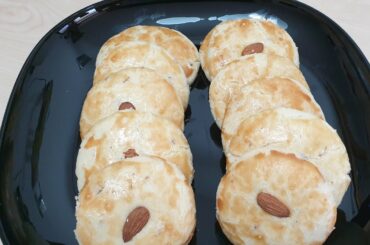 Nankhatai recipe | Badami naankhatai | Almond Cookies | Pakistani cookies recipe by desi italian